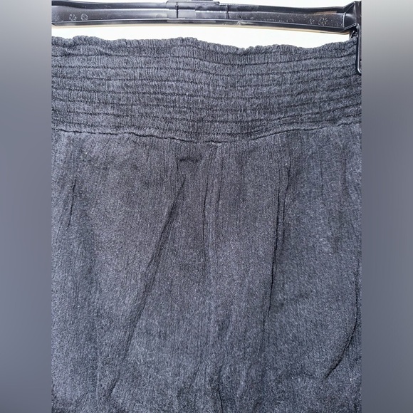 Aerie women’s black smocked waist pull on black pants boho beach summer S - Picture 6 of 7